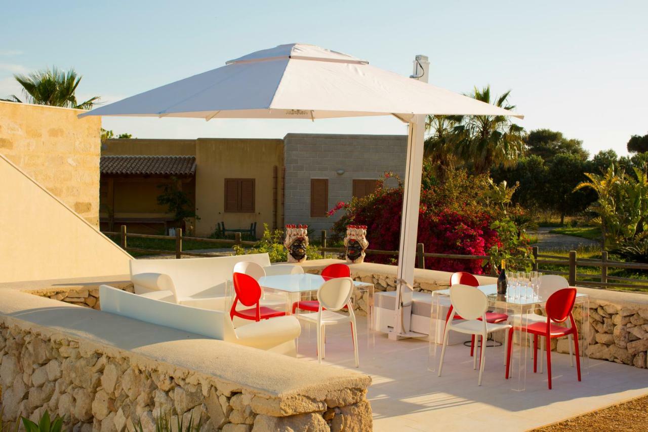Le Suites Del Carrubo Ilha de Ilha de Favignana Exterior foto