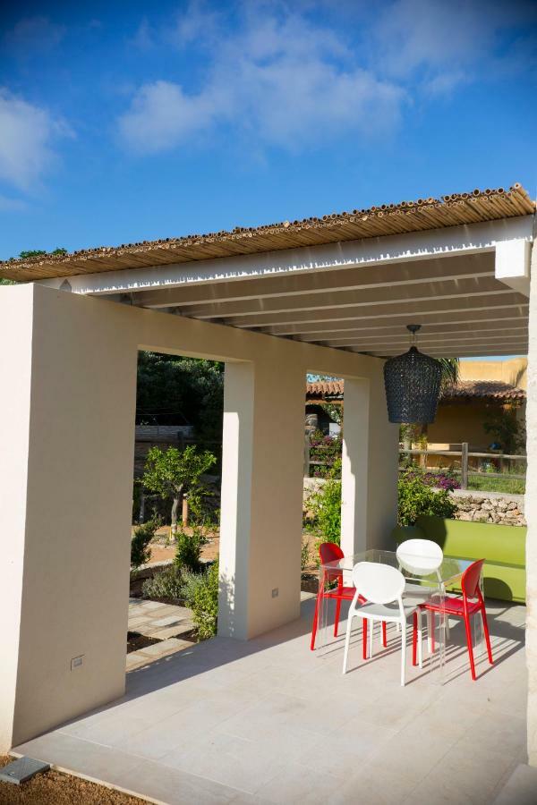 Le Suites Del Carrubo Ilha de Ilha de Favignana Exterior foto