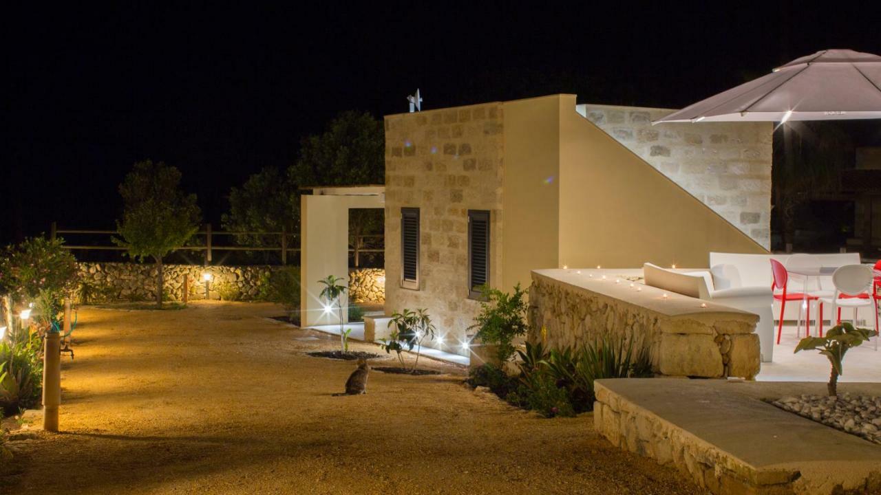 Le Suites Del Carrubo Ilha de Ilha de Favignana Exterior foto